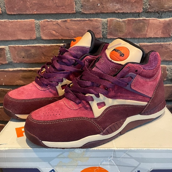 Extra Butter Reebok Pumps sz 9 released 2011 - Picture 2 of 4